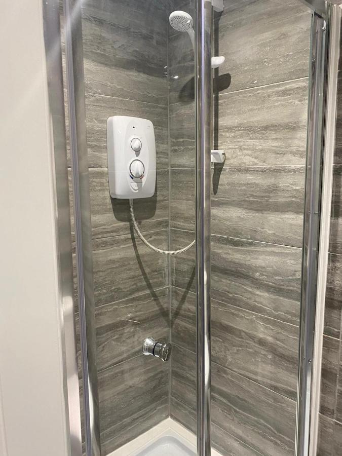 Ali'S Holiday Apartments F2 黑潭 外观 照片